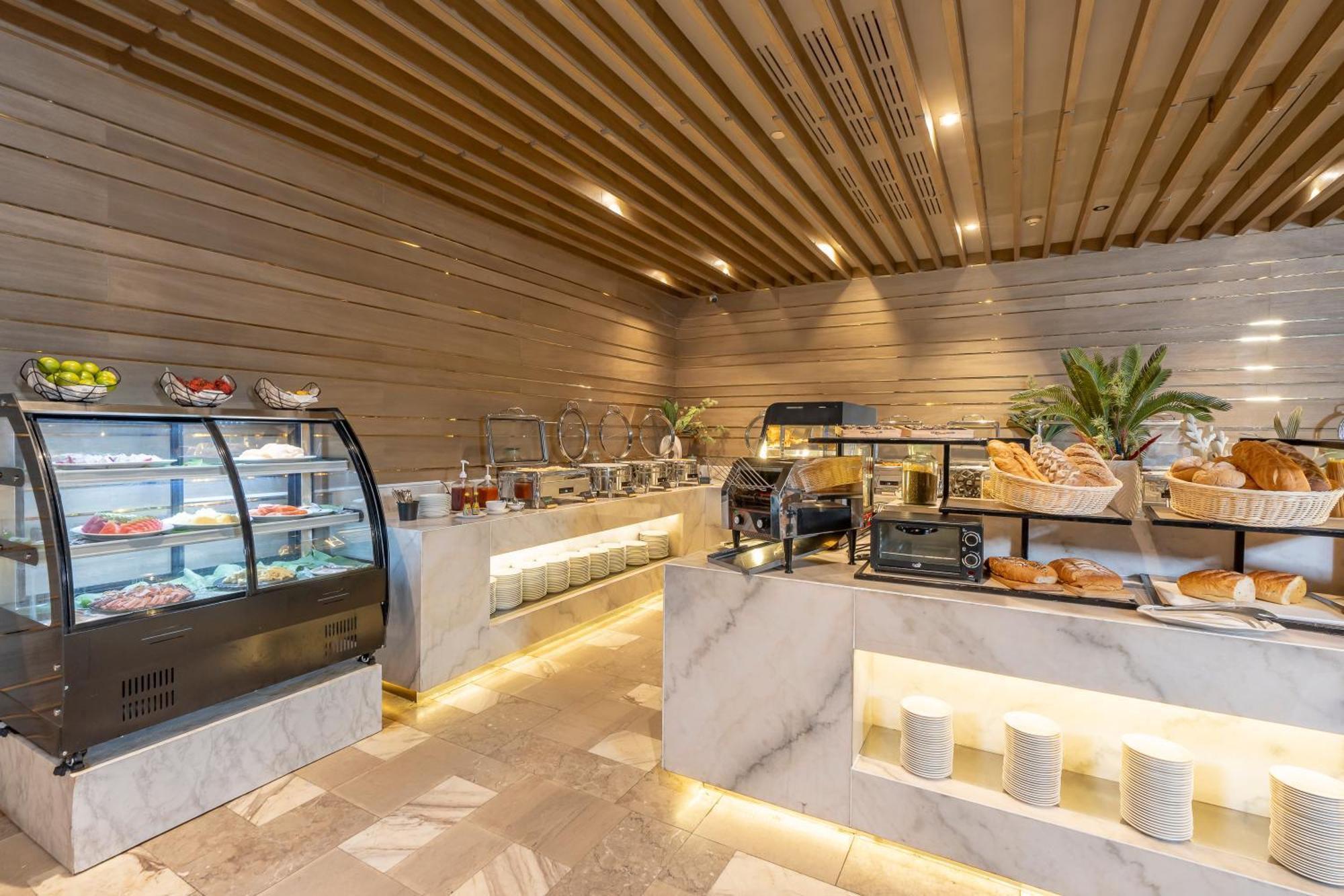 Arden Hotel And Residence By At Mind Chonburi Exterior foto