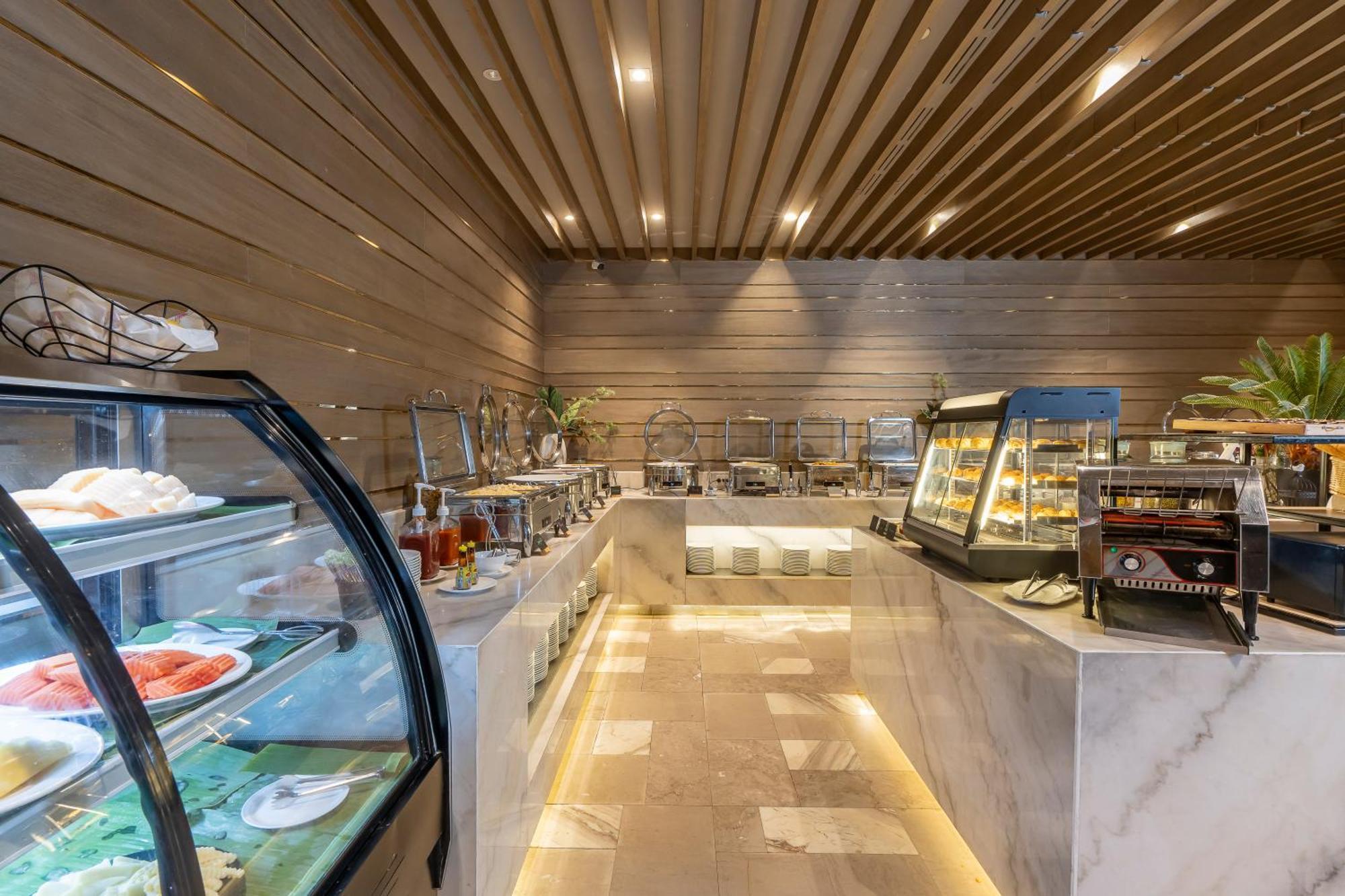 Arden Hotel And Residence By At Mind Chonburi Exterior foto