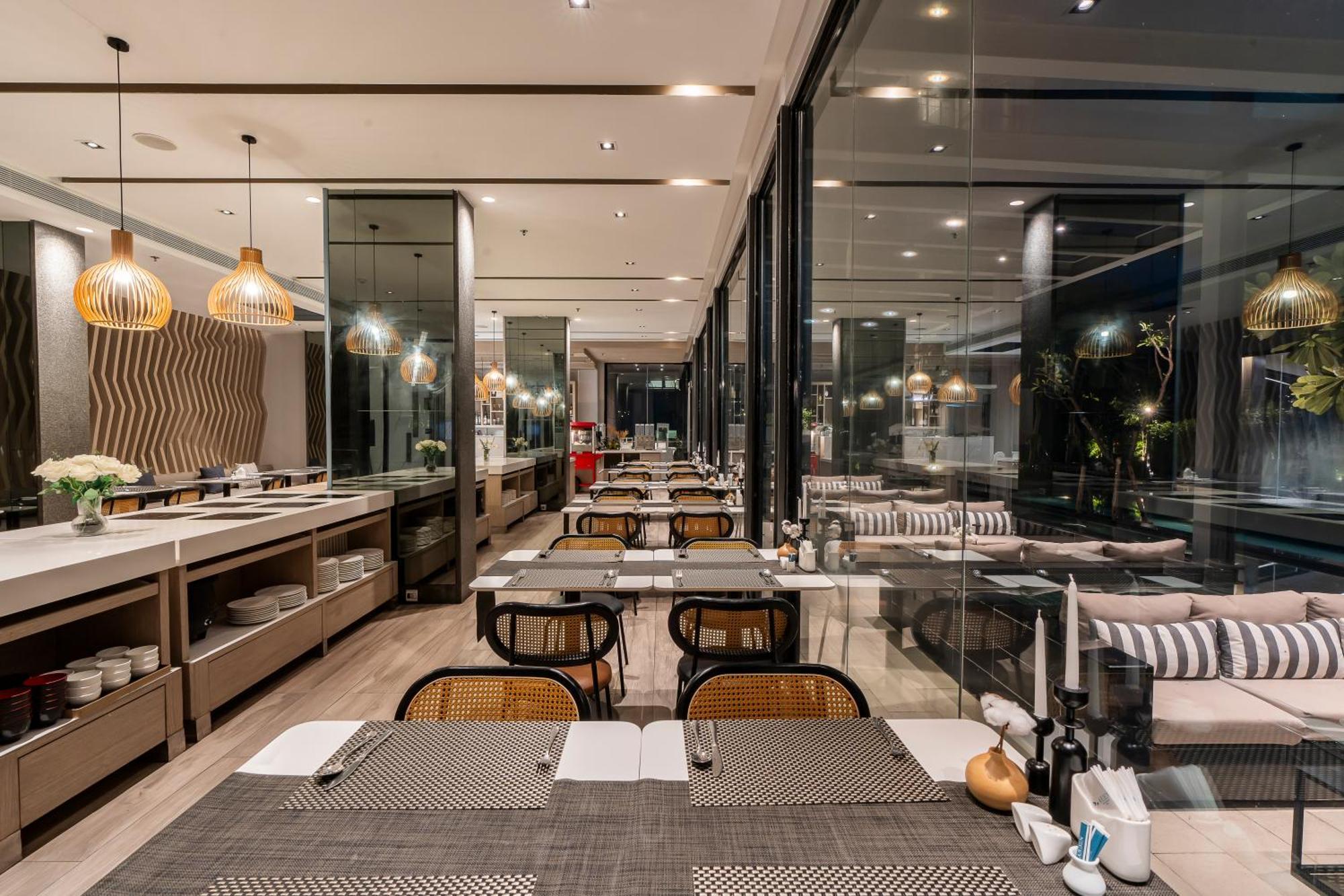 Arden Hotel And Residence By At Mind Chonburi Exterior foto