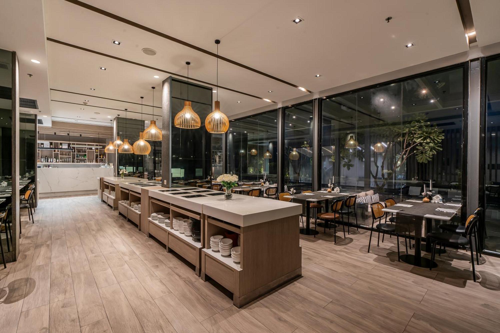 Arden Hotel And Residence By At Mind Chonburi Exterior foto