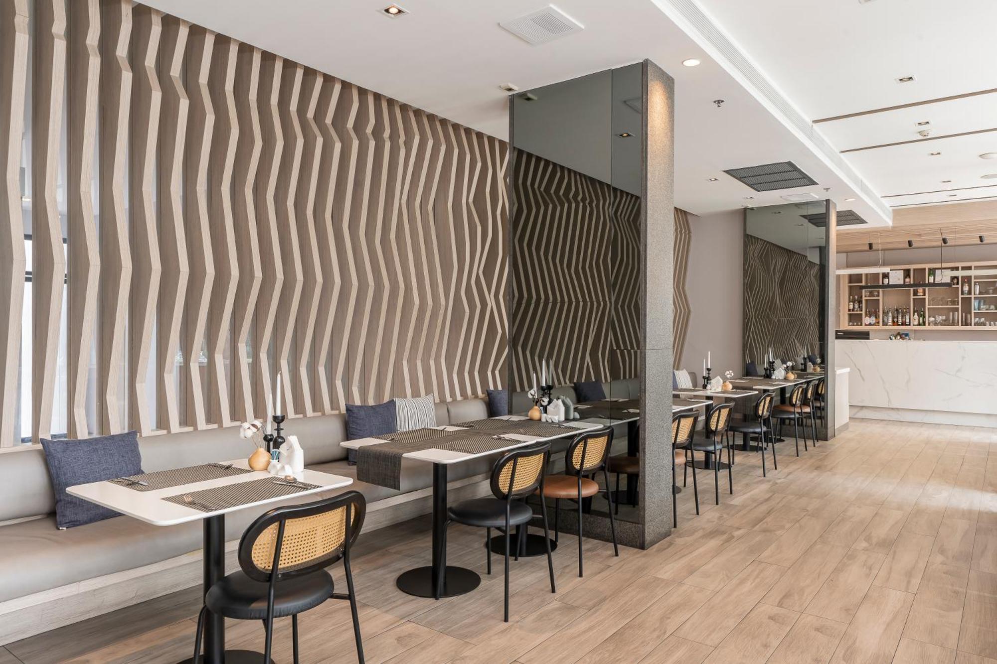 Arden Hotel And Residence By At Mind Chonburi Exterior foto