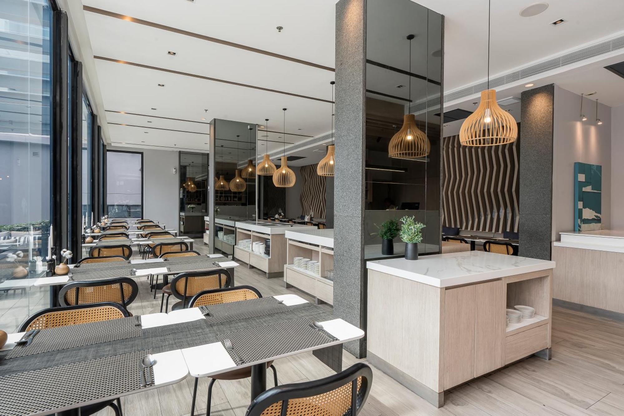 Arden Hotel And Residence By At Mind Chonburi Exterior foto