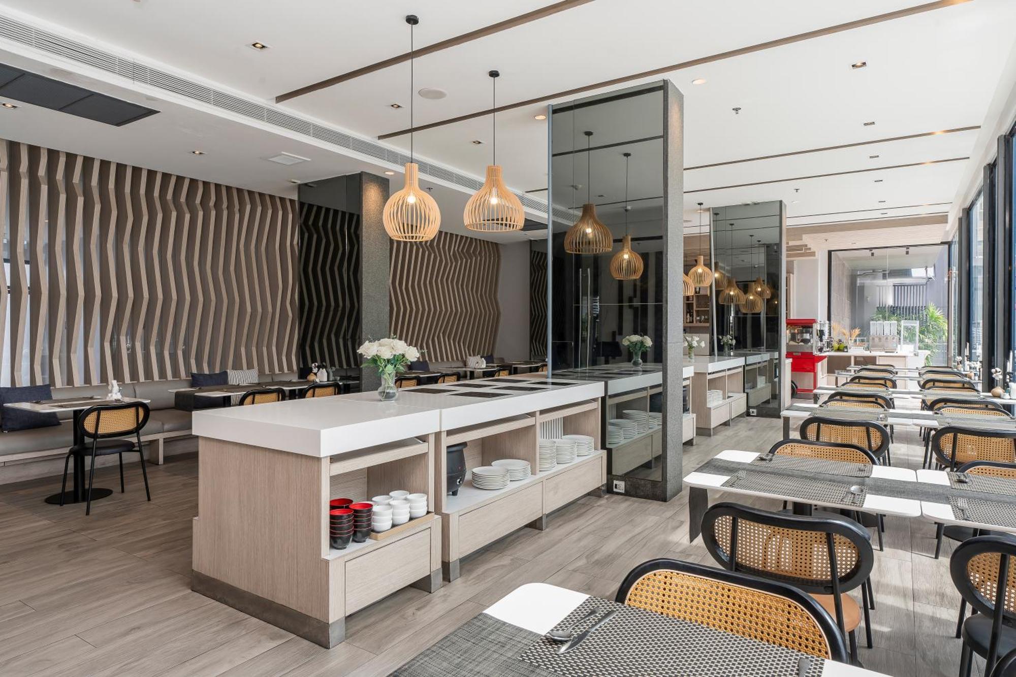 Arden Hotel And Residence By At Mind Chonburi Exterior foto