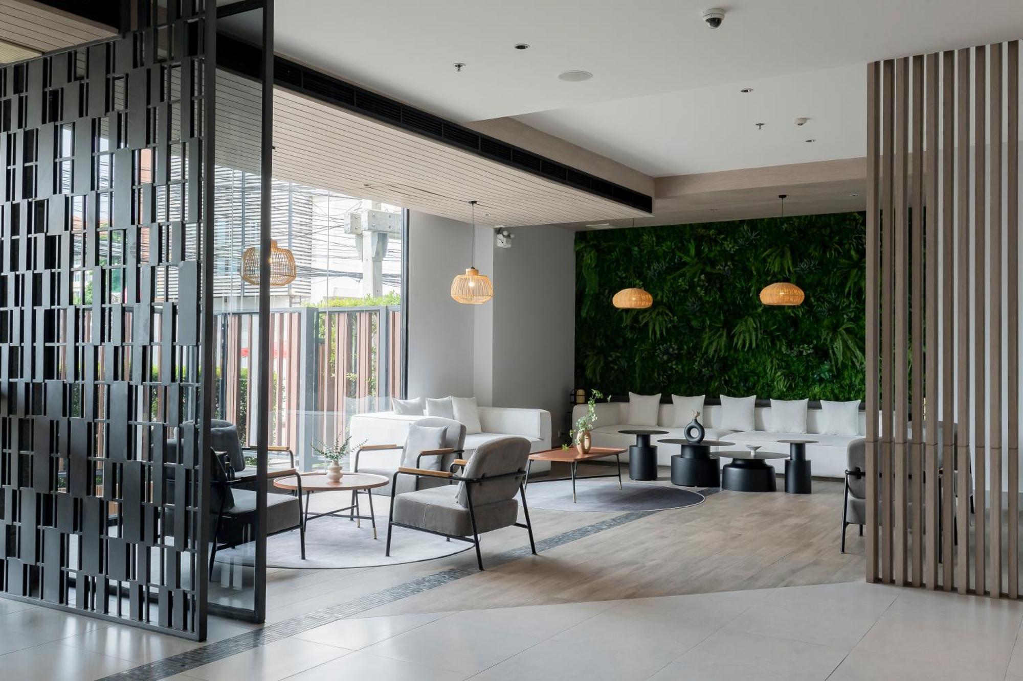 Arden Hotel And Residence By At Mind Chonburi Exterior foto