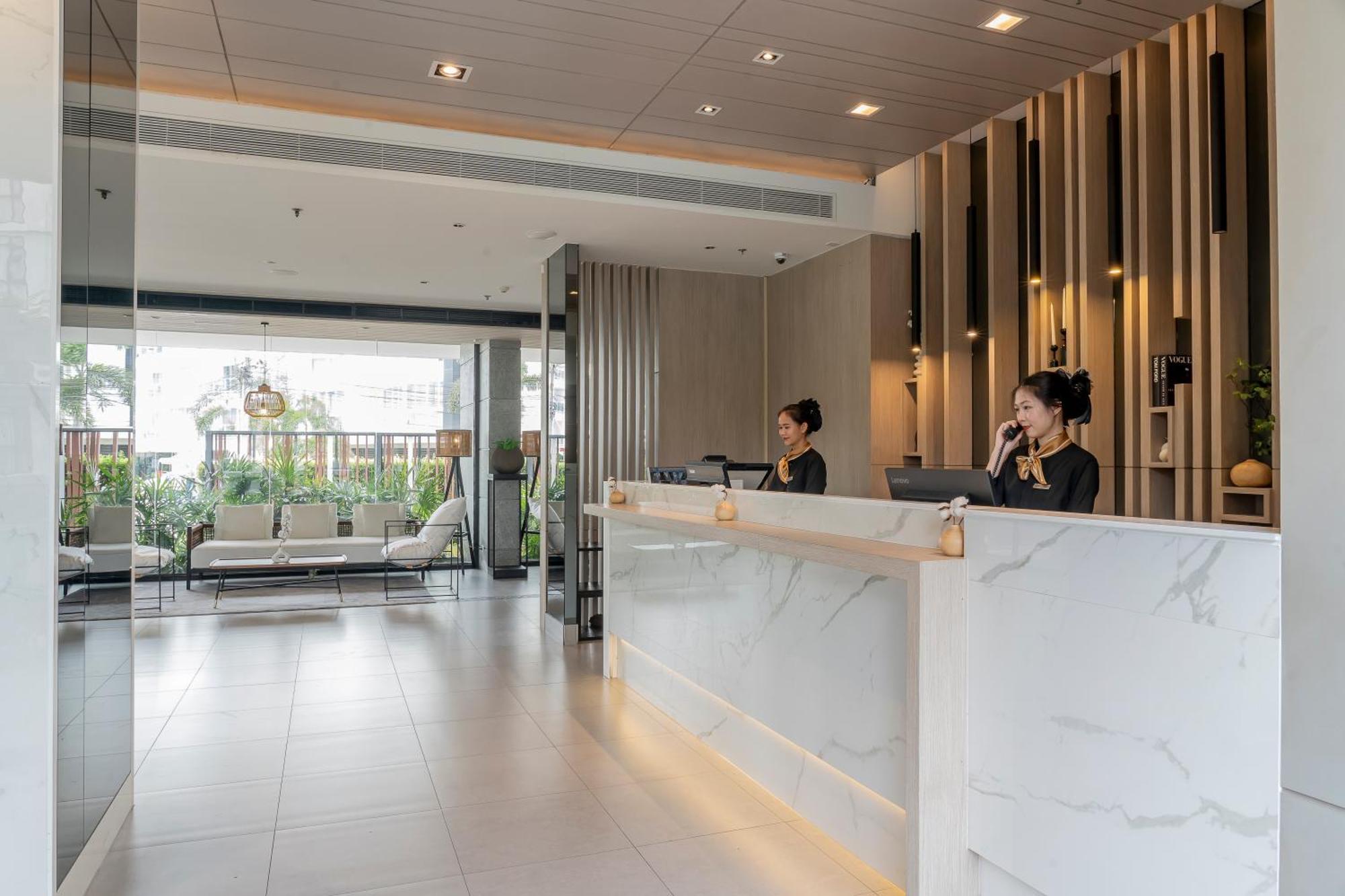 Arden Hotel And Residence By At Mind Chonburi Exterior foto